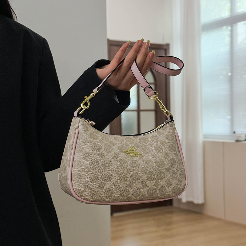 Luxury Lifestyle Fashion - حقيبة يد نسائية فاخرة من الجلد