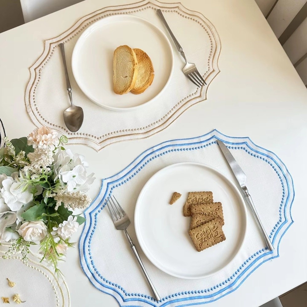 Linen Napkin Set - مفارش طاولة جديدة بتصميم عتيق مع