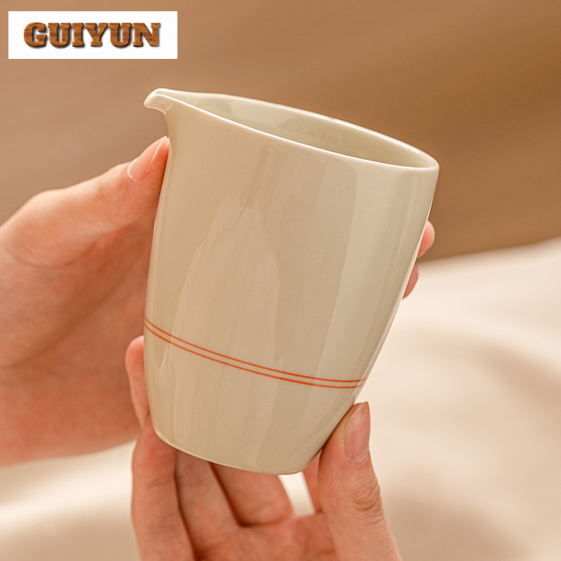 إبريق ذو خط مزدوج مسحوب يدويًا - مراجعة Handmade Ceramic Mug وسعره